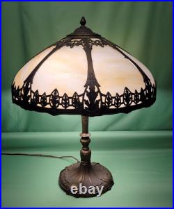 Signed Antique Royal Art Glass Co. Art Nouveau 8 Panel Slag Glass Table Lamp