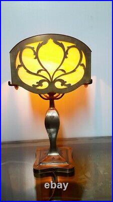 Signed Pairpoint base Slag Glass Table Lamp. Art nouveau. Arts Crafts