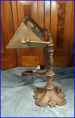 Slag glass desk lamp with palm tree design