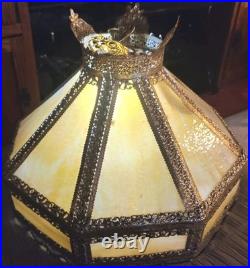 Stunning Beige Slag Glass Intricate Brass Hanging Lamp 2 Bulbs. Excellent. 152SG