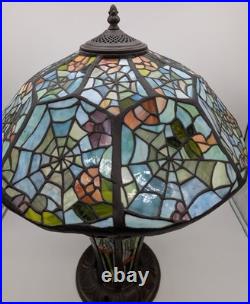 Tiffany Style Cobweb Spider Web Slag Glass Mosaic Reproduction Table Lamp