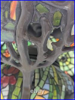 Tiffany Style Cobweb Spider Web Slag Glass Mosaic Reproduction Table Lamp