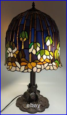Tiffany Style Lotus Water Lily Flower Slag Glass Mosaic Reproduction Table Lamp