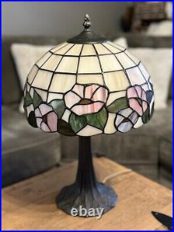 Tiffany Style Stained Slag Glass Vintage Table Lamp Pink & White Floral