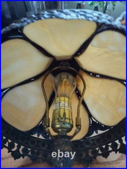 Tiffany style lamp 16 tall 11 wide slag glass shade with metal base 2.3 lbs