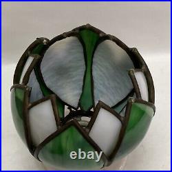 VINTAGE LEADED SLAG STAINED GLASS WHITE & GREEN TULIP FORM LAMP SHADE(only)