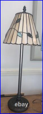 VTG Green Leaves Stained Slag Glass Lamp Shade Scalloped 24.5T Lamp Metal Base