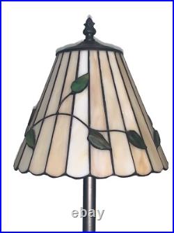 VTG Green Leaves Stained Slag Glass Lamp Shade Scalloped 24.5T Lamp Metal Base