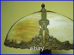 Vintage 6 Bent Panel Cream Color Slag Glass Leaded Table Lamp