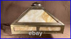 Vintage / Antique Arts & Crafts Mission Style Table Lamp Slag Glass Shade