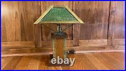 Vintage / Antique Arts and Crafts Mission Oak Table Lamp Green Slag Glass Shade