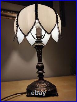 Vintage Art Nouveau Revival Tulip Lotus White Bent Slag Glass Table Accent Lamp