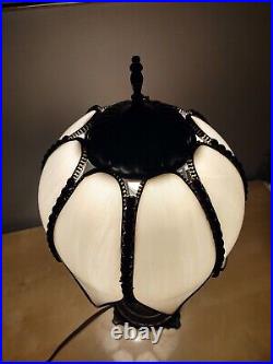Vintage Art Nouveau Revival Tulip Lotus White Bent Slag Glass Table Accent Lamp