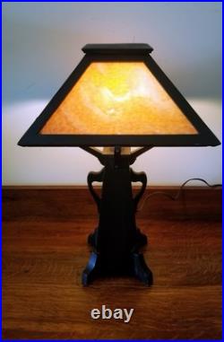 Vintage Arts & Crafts Wooden Slag Glass Table Lamp