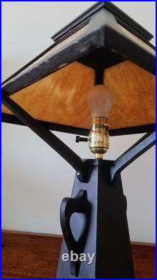 Vintage Arts & Crafts Wooden Slag Glass Table Lamp