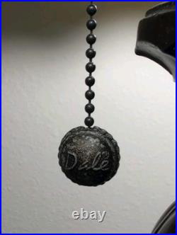 Vintage Dale Tiffany 28 Slag Glass Table Lamp With Grape Jewels & Green Leaves