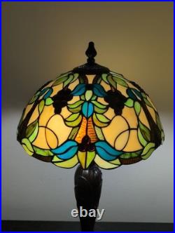 Vintage Dale Tiffany 28 Slag Glass Table Lamp With Grape Jewels & Green Leaves