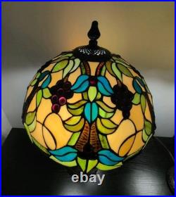 Vintage Dale Tiffany 28 Slag Glass Table Lamp With Grape Jewels & Green Leaves
