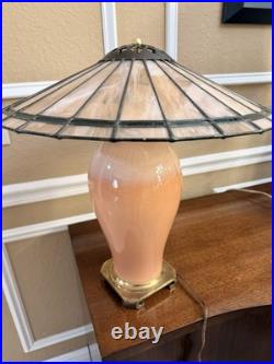 Vintage Mid-Century Pagoda Lamp Apricot Slag Glass & Ceramic Crescent Brass Mfg