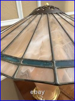 Vintage Mid-Century Pagoda Lamp Apricot Slag Glass & Ceramic Crescent Brass Mfg