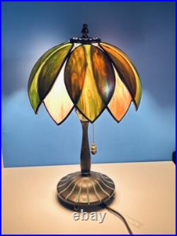 Vintage Slag Glass Peacock Marbled And Pink Lotus Tulip Boudoir Table Lamp 15