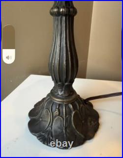 Vintage Style Tiffany Style Table Lamp Slag Glass Dome Shaped Shade