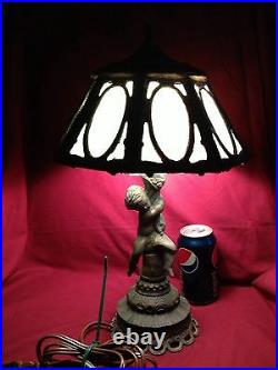 Vintage Table Lamp Figural Cherub Green & White Slag Glass Shade Electric