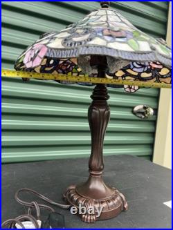 Vintage Tiffany Style Art Nouveau Slag Stained Glass Embossed Floral Table Lamp