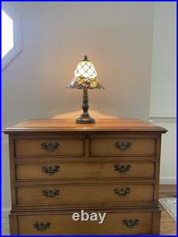 Vintage Tiffany Style Leaded Slag Glass Floral Table Lamp Cast Metal Base