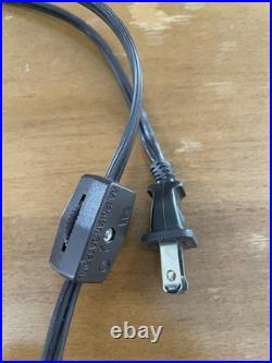 Vintage Tiffany Style Leaded Slag Glass Floral Table Lamp Cast Metal Base