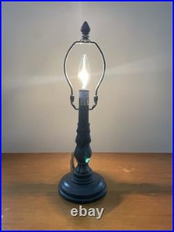Vintage Tiffany Style Leaded Slag Glass Floral Table Lamp Cast Metal Base