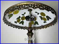 Vintage Tiffany Style Ornate Metal Slag Glass Table Lamp