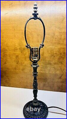 Vintage Tiffany Style Stained Slag Glass Cast Iron Base Table Lamp 22 Tall