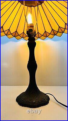 Vintage Tiffany Style Stained Slag Glass Cast Metal Base Table Lamp 23 x 19