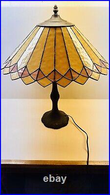 Vintage Tiffany Style Stained Slag Glass Cast Metal Base Table Lamp 23 x 19
