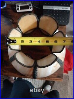 Vintage Tulip Slag Bent Glass Shade. 6 Panels. Excellent Condition Vintage Tulip Slag Bent Glass Shade. 6 Panels. Excellent Condition