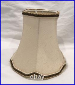 Vintage UV Reactive Pale Green & Beige Slag Glass 15 Table Lamp And Shade