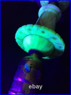 Vintage UV Reactive Pale Green & Beige Slag Glass 15 Table Lamp And Shade