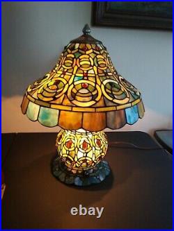 Vintage leaded Slag Glass Table Lamp It's a jewel