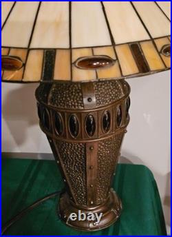Vtg Large Hammered Urn Slag/Stained Glass Tiffany Style Table Lamp