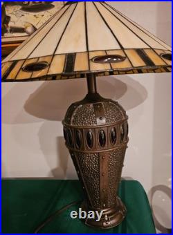 Vtg Large Hammered Urn Slag/Stained Glass Tiffany Style Table Lamp