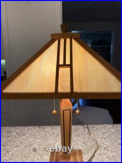 Vtg Slag Glass Shade Dale Tiffany Craftsman Style Table Lamp Wood