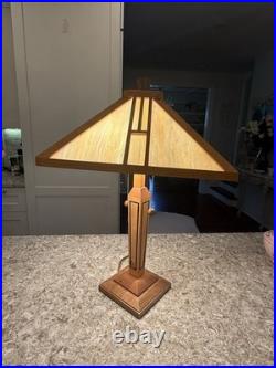 Vtg Slag Glass Shade Dale Tiffany Craftsman Style Table Lamp Wood