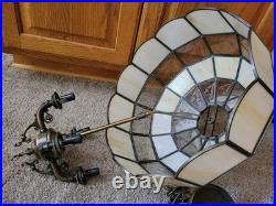 Vtg Stained Slag Glass Swag Lamp Light Tiffany-Style White Beige Leaf Designs