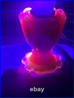 Vtg swirled slag glass lamp''GLOWS' Vtg swirled slag glass lamp''GLOWS'