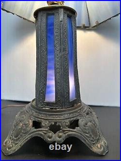 Winged Griffin Art & Craft Mission Blue & White Stained Slag Glass Lamp Antique